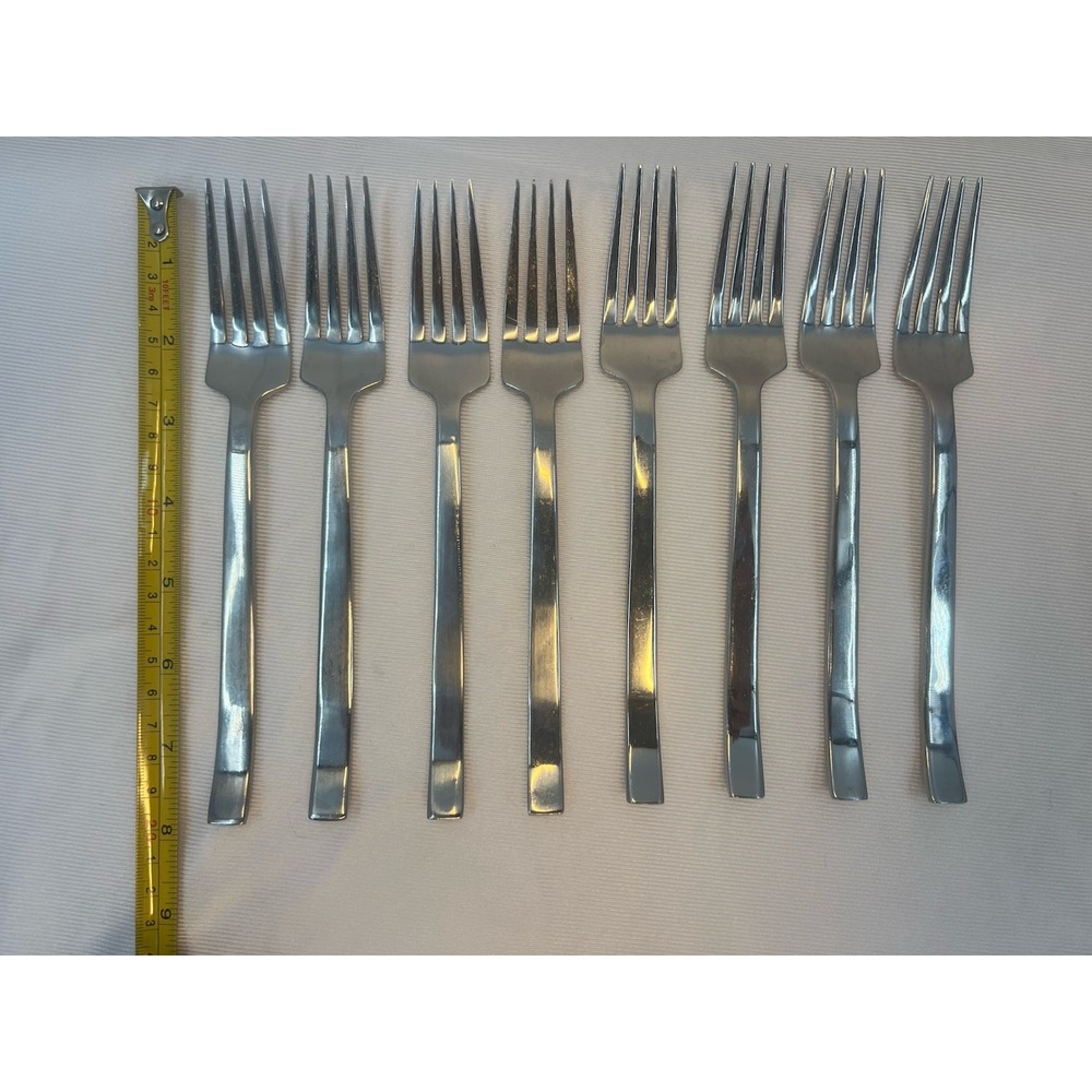 Lot Of 8 IKEA Lard (Stainless) Pattern Flatware Dinner Forks 7.75" Long 224 22